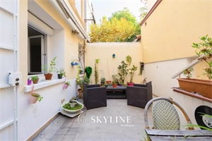 appartement à la vente -   13005  MARSEILLE 5E ARRONDISSEMENT, surface 47,5 m2 vente appartement - APR727030